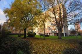 2 bedroom Flat for s...